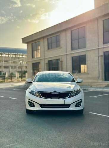 Kia K5-4