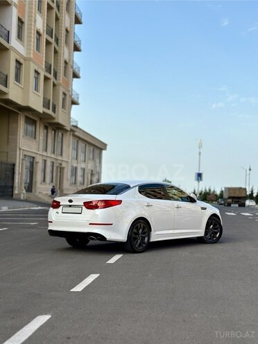 Kia K5-10