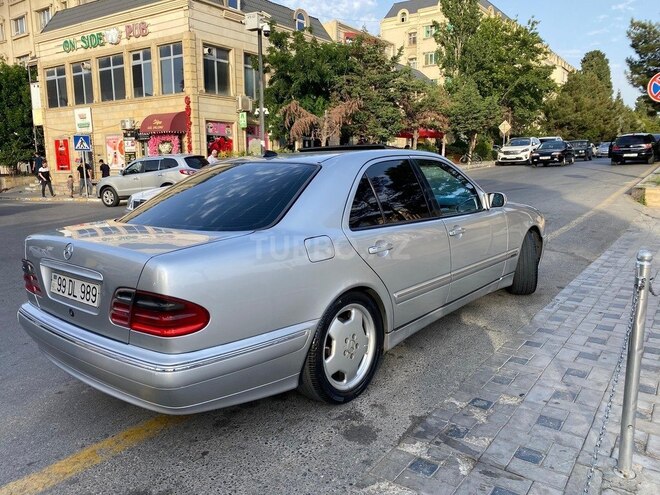Mercedes E 270 2001, 400,000 km - 2.7 l - Bakı