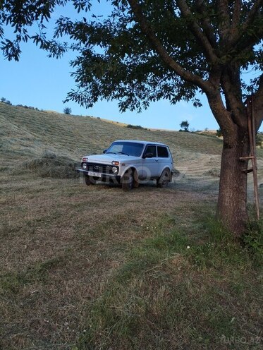 LADA (VAZ) Niva 2010, 262,000 km - 1.7 л - Yardımlı