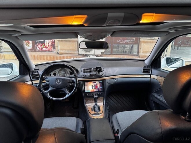 Mercedes E 200 2008, 310,000 km - 2.0 l - Bakı