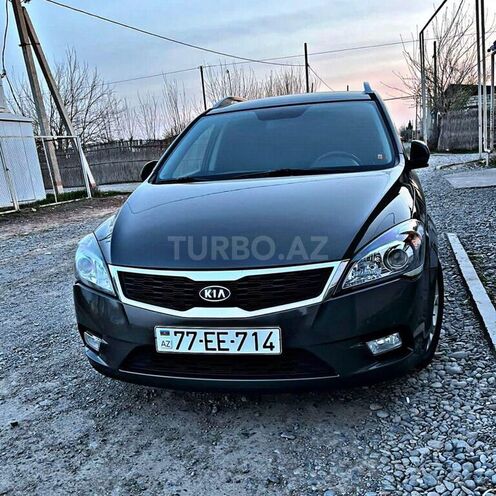 Kia Ceed 2009, 230,000 km - 1.6 л - Bakı