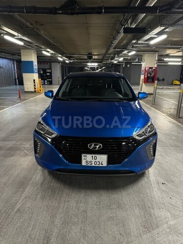 Hyundai IONIQ-1