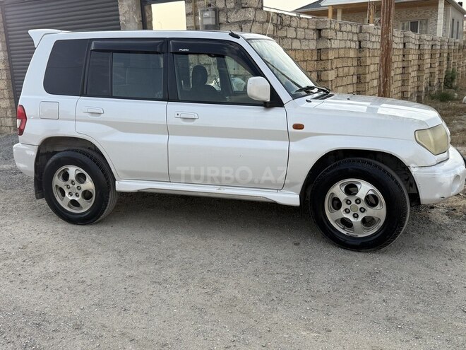 Mitsubishi Pajero io 1999, 300,000 km - 1.8 l - Bakı
