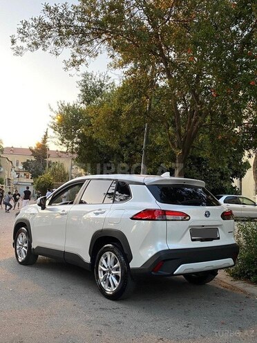 Toyota Corolla Cross 2024, 20,000 km - 2.0 л - Bakı