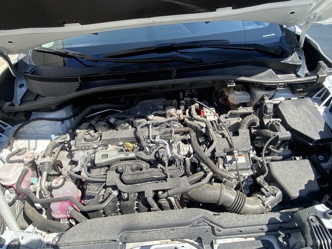 Toyota Corolla Cross 2024, 20,000 km - 2.0 л - Bakı
