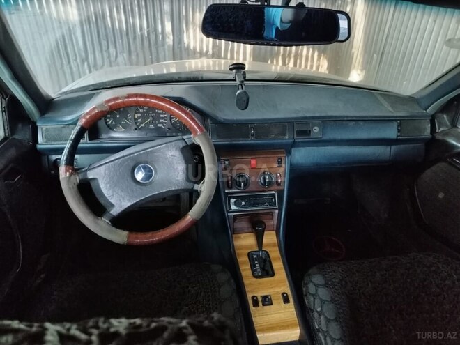 Mercedes E 230 1988, 532,376 km - 2.3 л - Cəlilabad