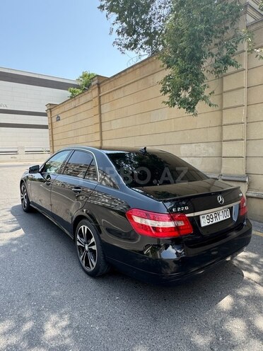 Mercedes E 220 d 2011, 372,909 km - 2.2 л - Bakı