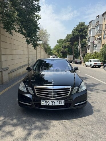 Mercedes E 220 d 2011, 372,909 km - 2.2 л - Bakı