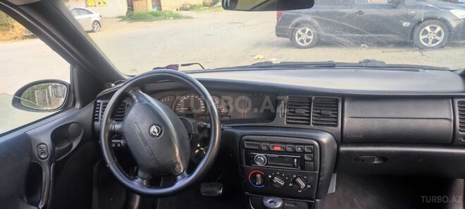 Opel Vectra 1997, 323,311 km - 1.6 l - Xudat
