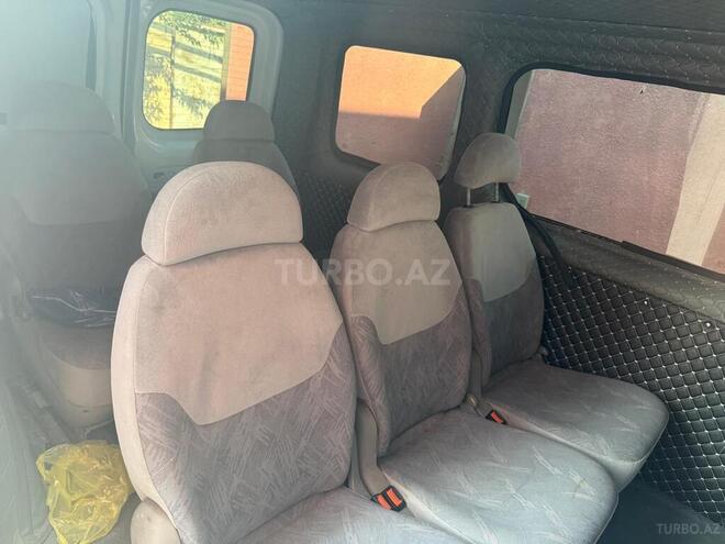 Opel Vivaro 2008, 320,000 km - 2.0 l - Sumqayıt