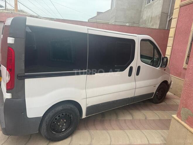 Opel Vivaro 2008, 320,000 km - 2.0 l - Sumqayıt