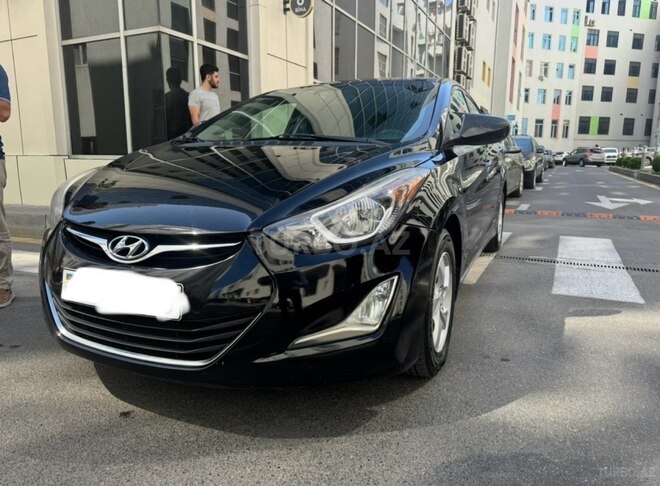 Hyundai Elantra 2015, 218,871 km - 1.8 l - Bakı