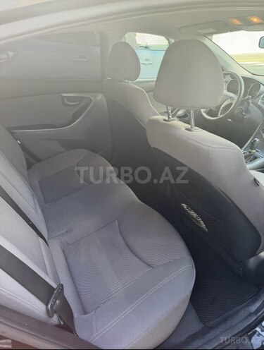 Hyundai Elantra 2015, 218,871 km - 1.8 l - Bakı