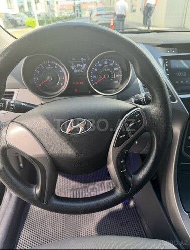 Hyundai Elantra 2015, 218,871 km - 1.8 l - Bakı