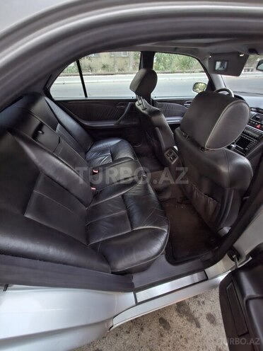 Mercedes E 320 2000, 360,200 km - 3.2 l - Bakı