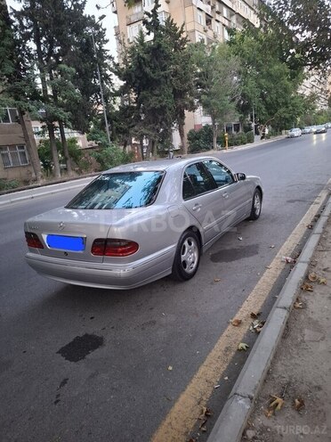 Mercedes E 320 2000, 360,200 km - 3.2 l - Bakı