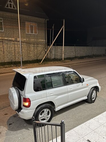 Mitsubishi Pajero io 2000, 302,145 km - 2.0 l - Bakı