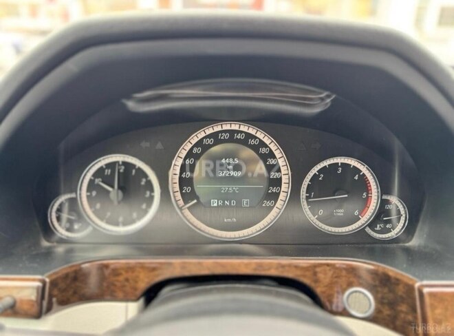 Mercedes E 220 d 2011, 372,909 km - 2.2 л - Bakı