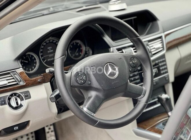 Mercedes E 220 d 2011, 372,909 km - 2.2 л - Bakı