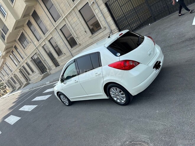 Nissan Tiida-6