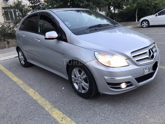 Mercedes B 170 2009, 156,000 km - 1.7 л - Sumqayıt