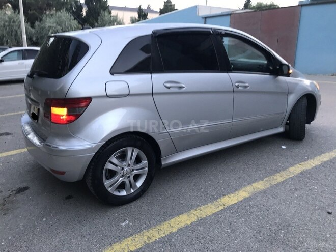 Mercedes B 170 2009, 156,000 km - 1.7 л - Sumqayıt