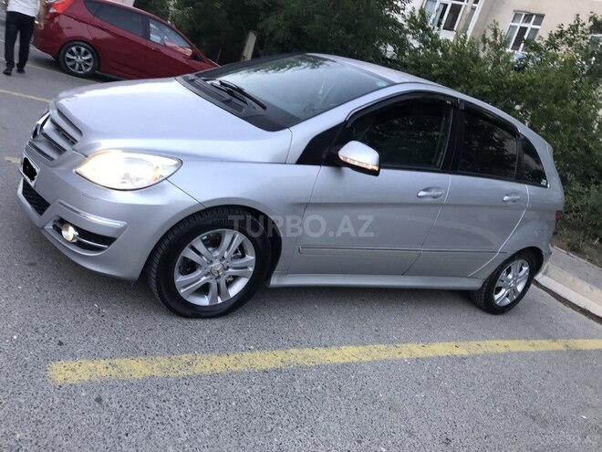 Mercedes B 170 2009, 156,000 km - 1.7 л - Sumqayıt