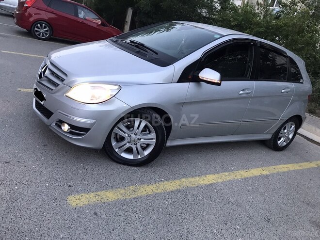 Mercedes B 170 2009, 156,000 km - 1.7 л - Sumqayıt