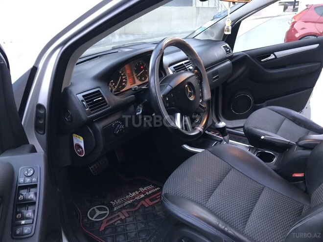 Mercedes B 170 2009, 156,000 km - 1.7 л - Sumqayıt