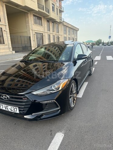 Hyundai Elantra-2