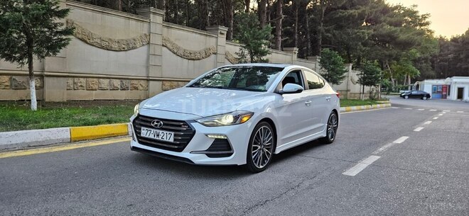 Hyundai Elantra 2017, 202,246 km - 1.6 л - Bakı