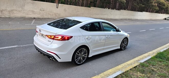 Hyundai Elantra 2017, 202,246 km - 1.6 л - Bakı