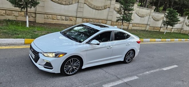 Hyundai Elantra 2017, 202,246 km - 1.6 л - Bakı