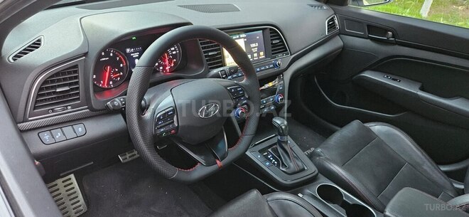 Hyundai Elantra 2017, 202,246 km - 1.6 л - Bakı