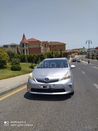 Toyota Prius V 2012, 110,000 km - 1.8 л - Bakı
