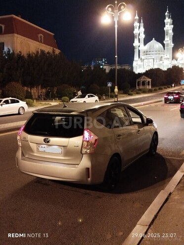 Toyota Prius V 2012, 110,000 km - 1.8 л - Bakı