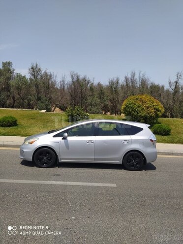Toyota Prius V 2012, 110,000 km - 1.8 л - Bakı
