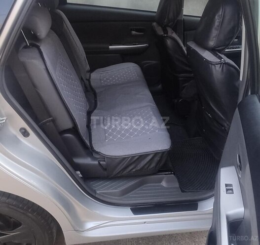 Toyota Prius V 2012, 110,000 km - 1.8 л - Bakı