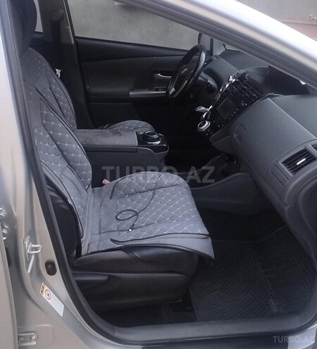 Toyota Prius V 2012, 110,000 km - 1.8 л - Bakı