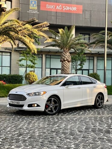 Ford Fusion (North America) 2015, 215,000 km - 1.5 л - Bakı