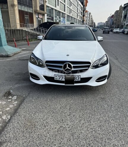 Mercedes E 250 4MATIC 2015, 210,000 km - 2.1 л - Bakı