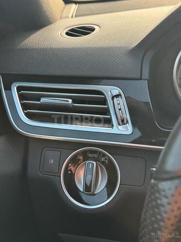 Mercedes E 250 4MATIC 2015, 210,000 km - 2.1 л - Bakı