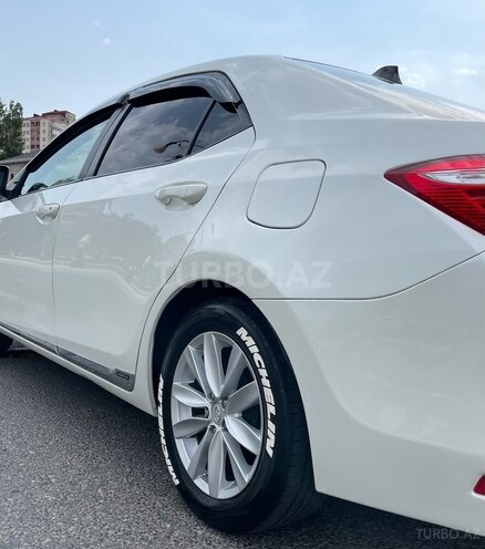 Toyota Corolla 2015, 229,500 km - 1.6 l - Bakı
