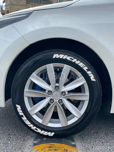 Toyota Corolla 2015, 229,500 km - 1.6 l - Bakı