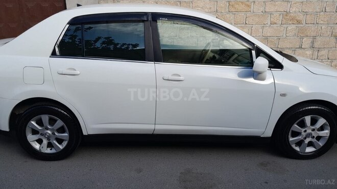 Nissan Tiida 2010, 287,000 km - 1.6 l - Bakı