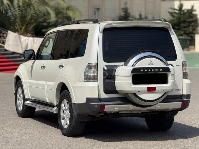 Mitsubishi Pajero 2007, 290,000 km - 3.0 л - Bakı
