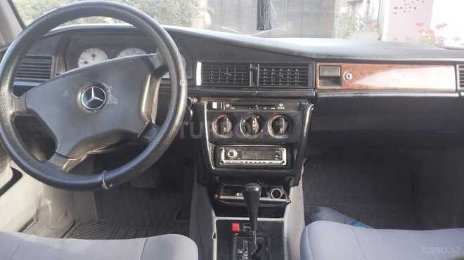 Mercedes 190 1990, 239,784 km - 2.0 l - Bakı