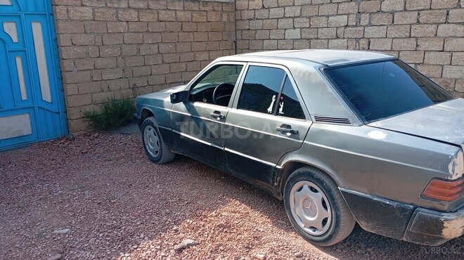 Mercedes 190 1991, 623,589 km - 2.3 l - Bakı