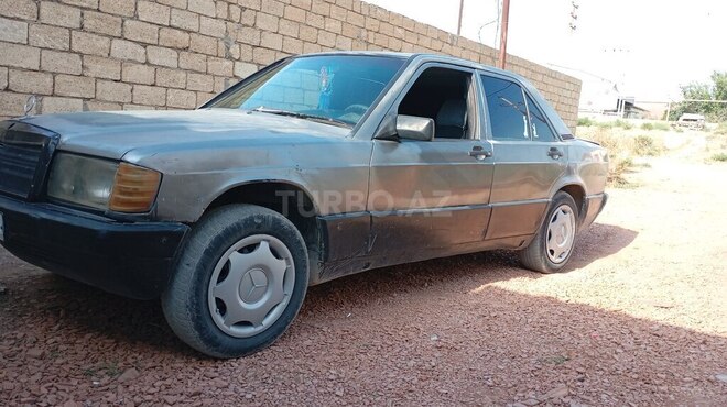 Mercedes 190 1991, 623,589 km - 2.3 l - Bakı